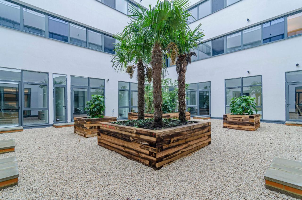 Apartament The Atrium Milton Keynes Zewnętrze zdjęcie